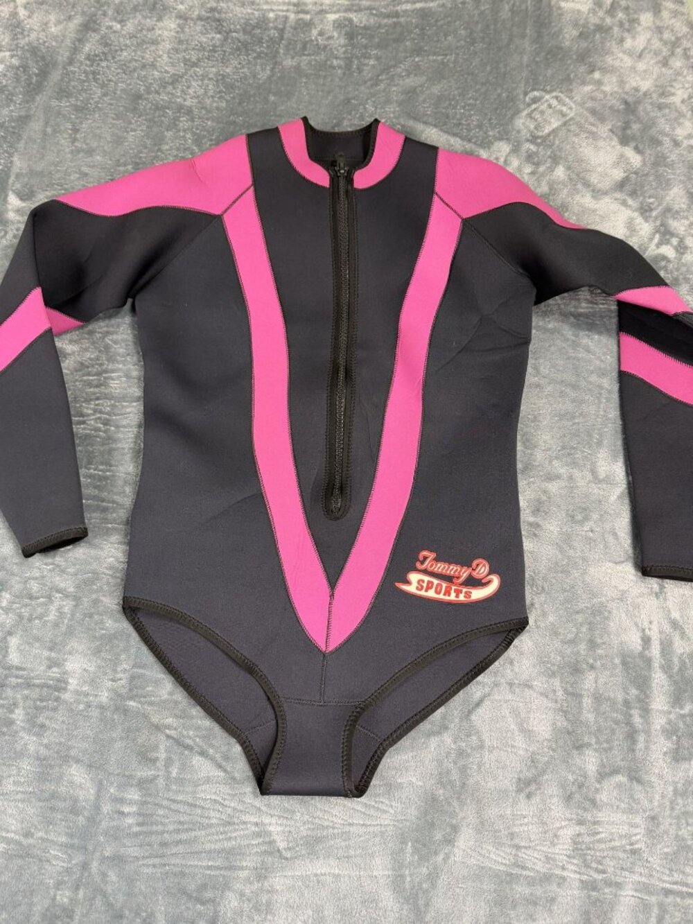 Tommy D Sports Womens Black & Pink Long Sleeve Wetsuit Front Zip L